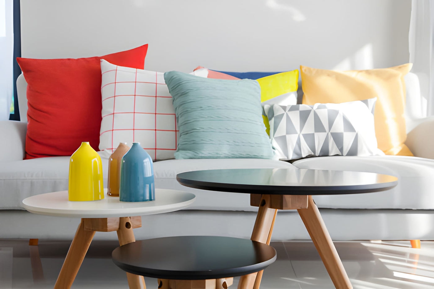 How To Style a Bed with Decorative Pillows?