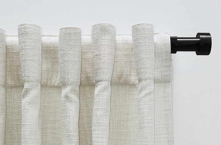 Filigree Owen Extendable Curtain Rod Set - Black